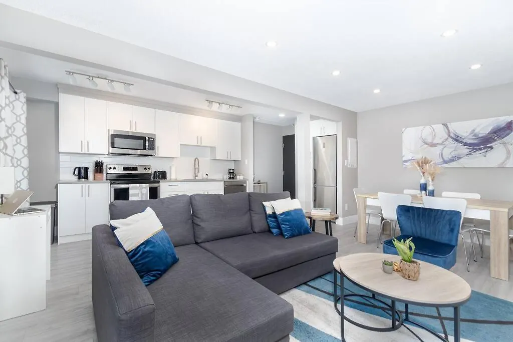 アパート Modern & Stylish 1-Bedroom Unit エドモントン
